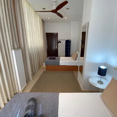 Apartment Beachfront Edificio Mayoral Primera Linea De Playa Y Centro Ciudad Con Barco Opcional *