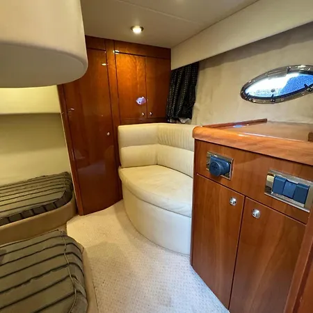 Front Edificio Mayoral Centro Ciudad Y Primera Linea Playa Muy Amplio Y Espacioso Appartement *